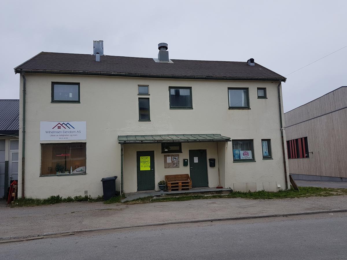 Wilhelmsen Romutleie Motel Vardo Eksteriør bilde
